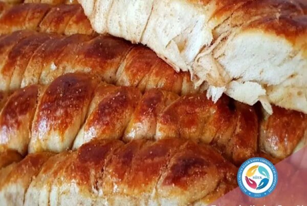 Cevizli Haşhaşlı Çörek